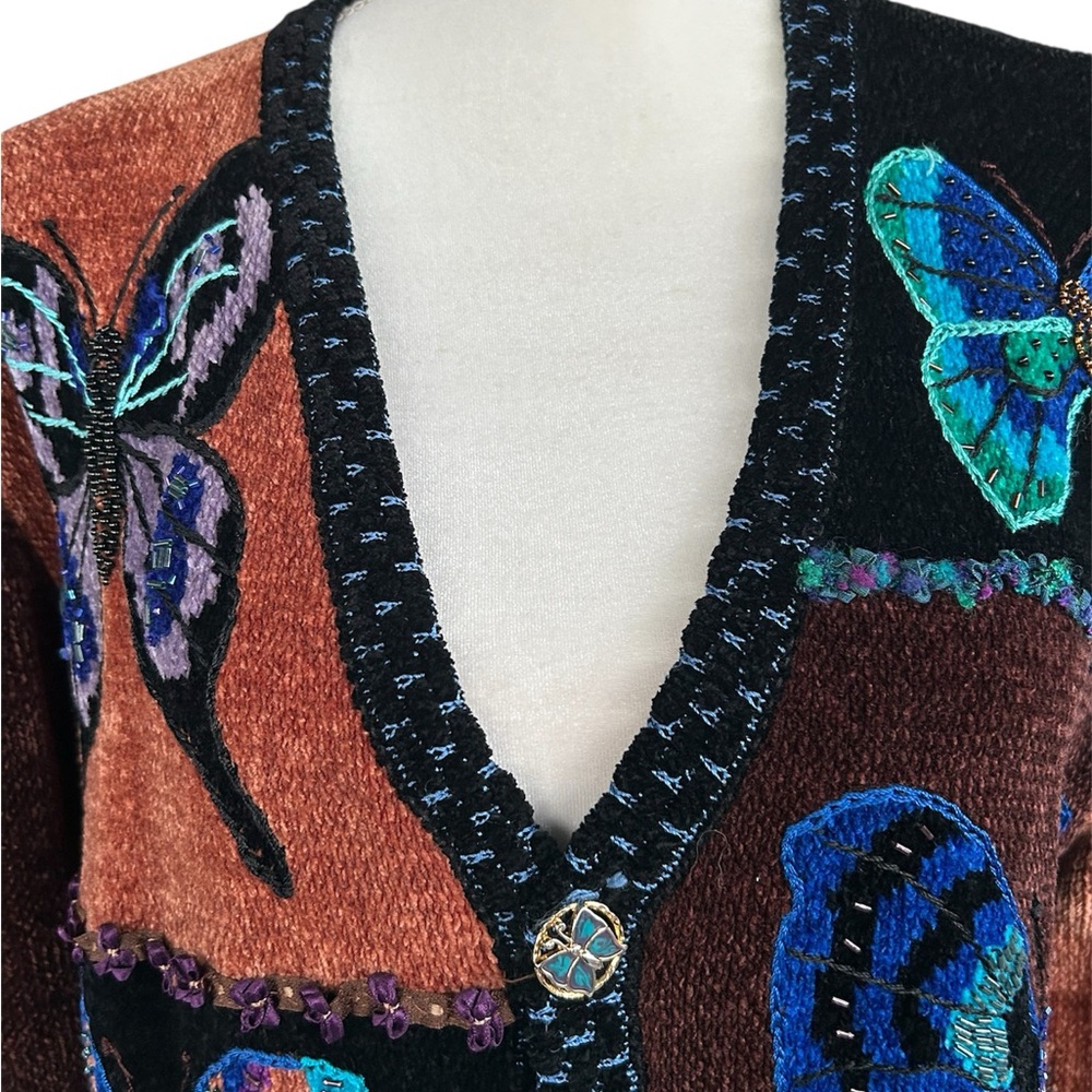 Vintage Elegant Butterfly Embroidered Cardigan - Black and Brown - Picture 5 of 11
